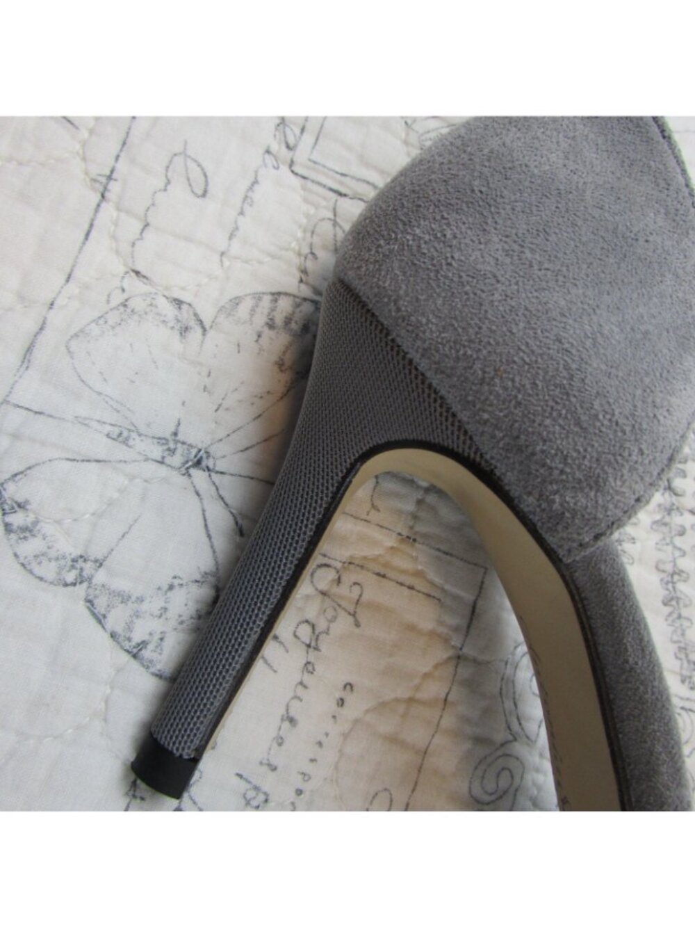 New Antonia Saint NY  Vida Half D’Orsay Gray Suede Comfort pumps heels size 6.5 - Picture 7 of 8
